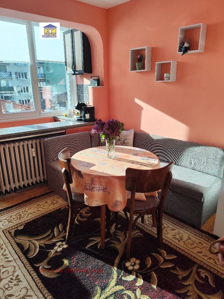 Дава под наем 1-СТАЕН, гр. Перник, Център, снимка 5 - Апартаменти - 54358013