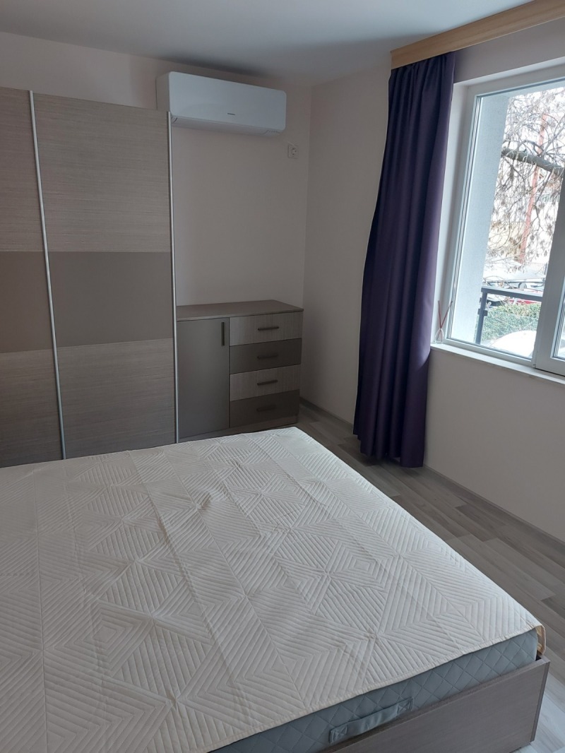 Zu vermieten  2 Schlafzimmer Ruse , Zentar , 100 qm | 13085011 - Bild [9]