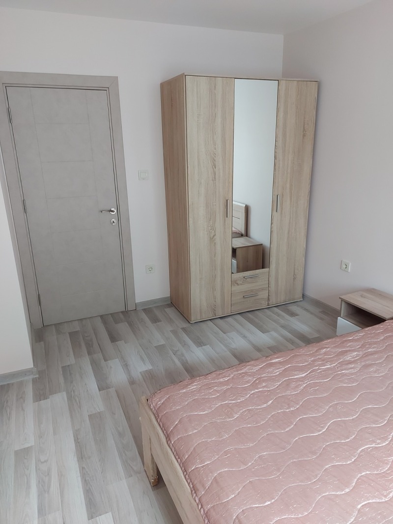 Zu vermieten  2 Schlafzimmer Ruse , Zentar , 100 qm | 13085011 - Bild [8]