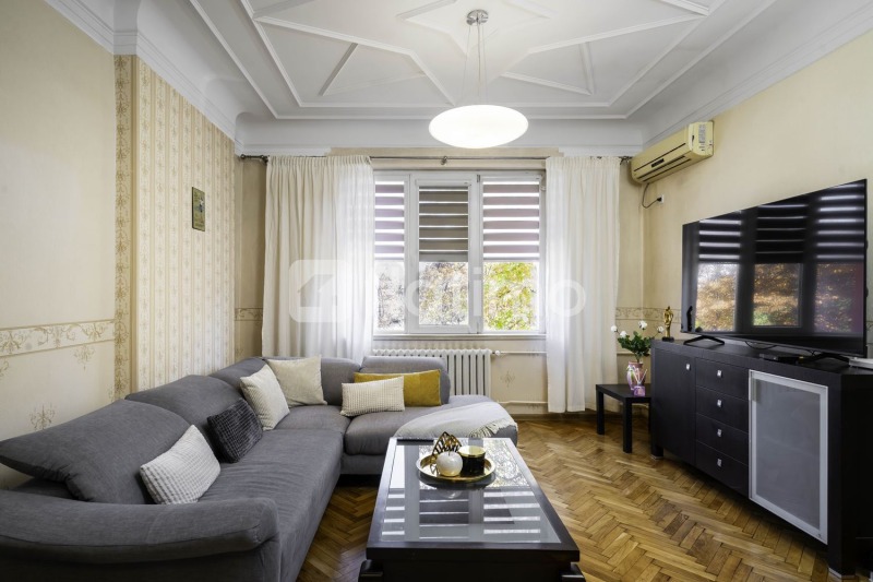 В оренду  2 спальні София , Център , 100 кв.м | 64105457
