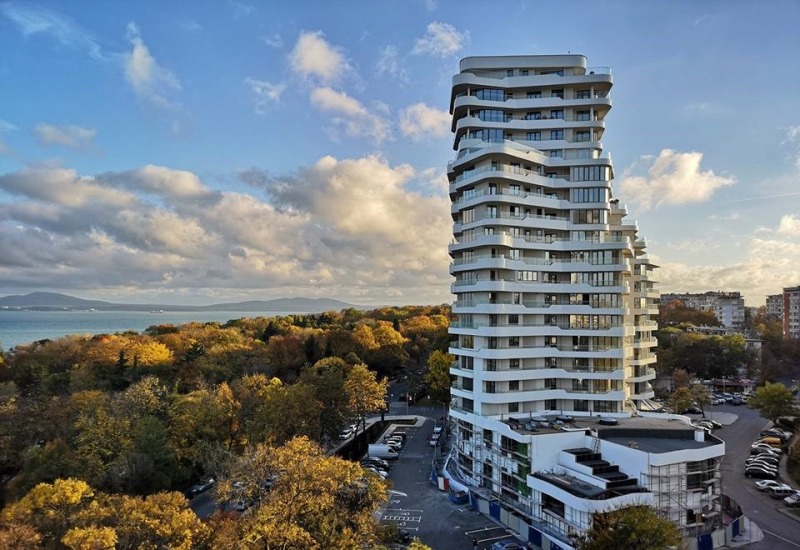 В аренду  2 спальни Бургас , Лазур , 180 кв.м | 84943618
