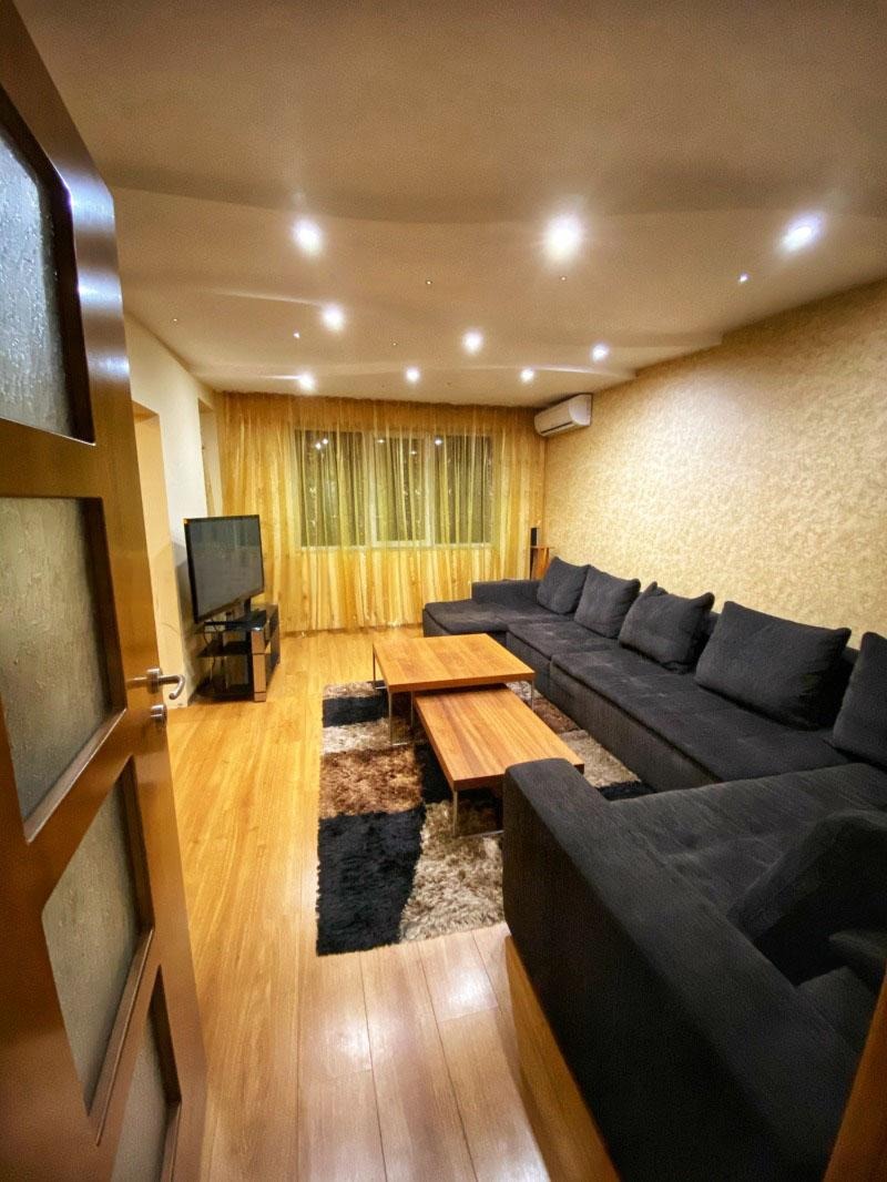Zu vermieten  3+ Schlafzimmer Plowdiw , Hristo Smirnenski , 120 qm | 76620407