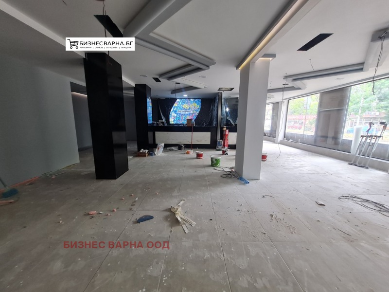 De inchiriat  Magazin Varna , Liatno cino Traciia , 420 mp | 76162771 - imagine [3]