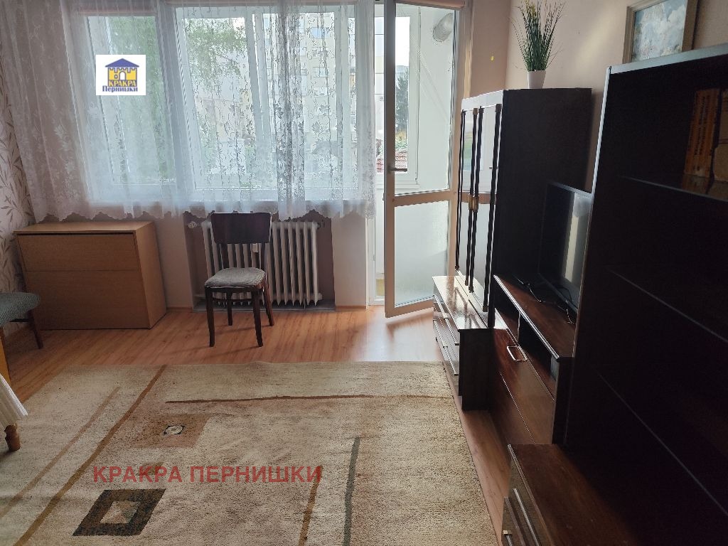 Дава под наем 1-СТАЕН, гр. Перник, Център, снимка 9 - Апартаменти - 54358013