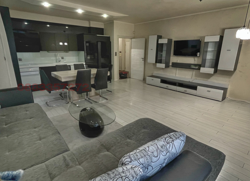 Para alugar  2 quartos Sofia , Studentski grad , 100 m² | 53941197