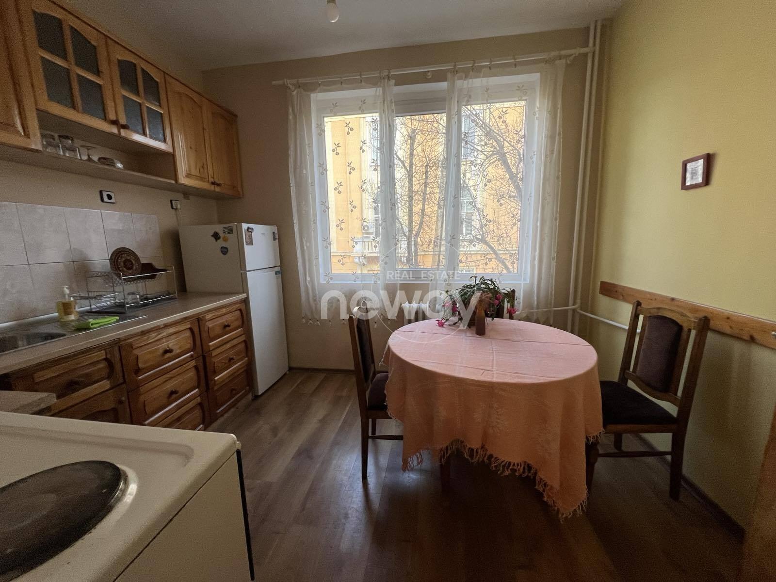 Дава под наем 3-СТАЕН, гр. Плевен, Идеален център, снимка 8 - Апартаменти - 53734691