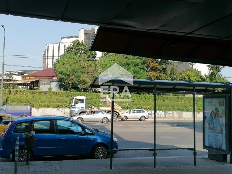 Дава под наем МАГАЗИН, гр. София, Център, снимка 4 - Магазини - 52570766