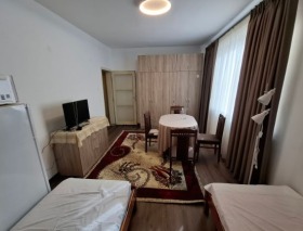 Room Oborishte, Sofia