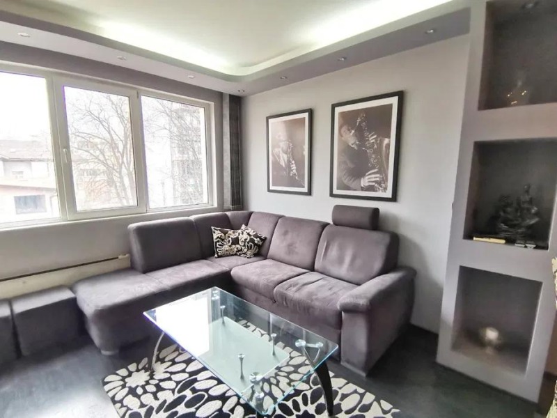 For Rent  1 bedroom Sofia , Zona B-18 , 77 sq.m | 90631043