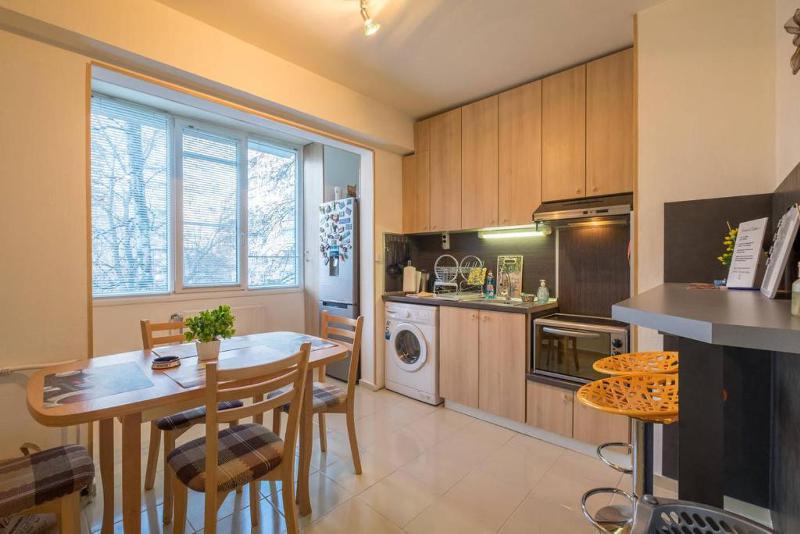 A louer  2 chambres Sofia , Zona B-18 , 100 m² | 45867200 - image [2]