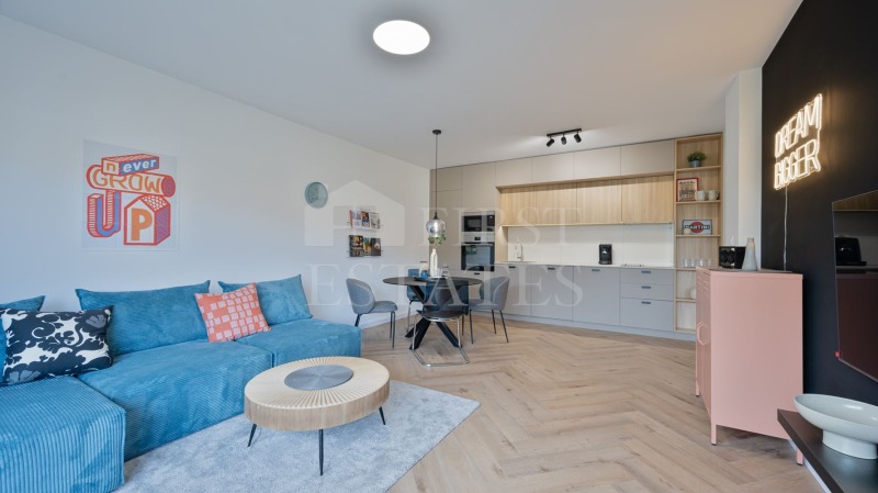 Te huur  2 slaapkamers Sofia , Tsentar , 96 m² | 35851576