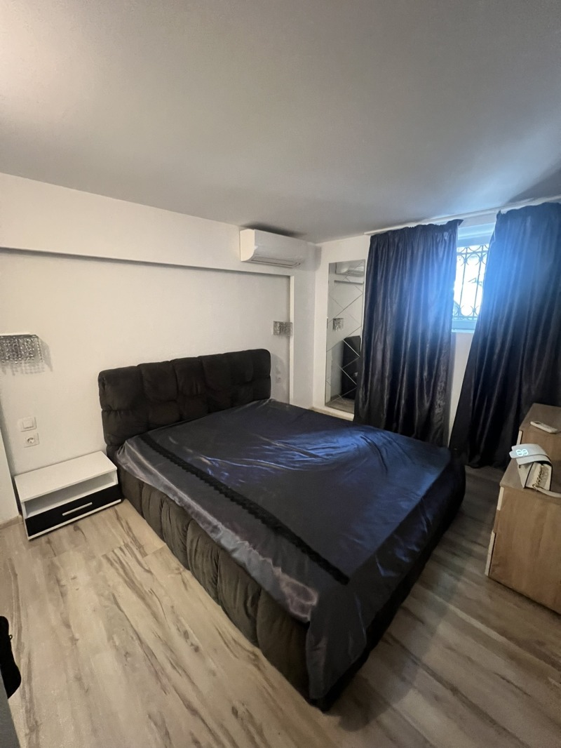 Дава под наем  3-стаен град София , Център , 68 кв.м | 59905034