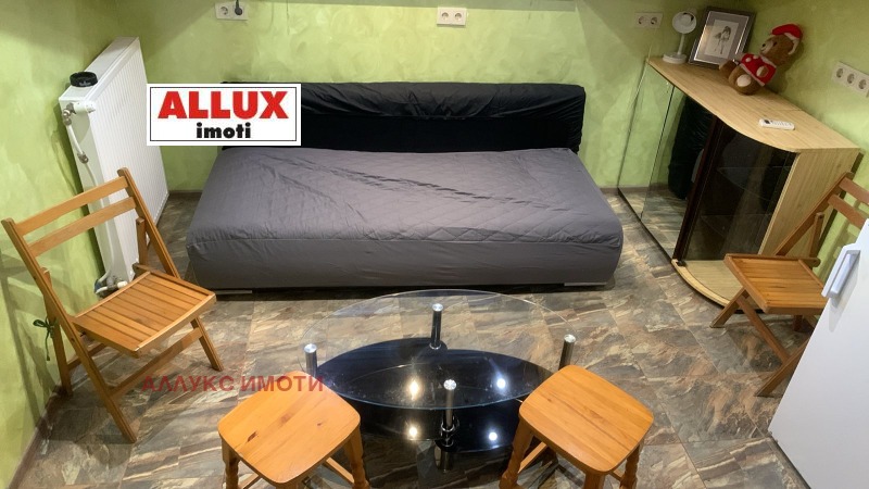Дава под наем  1-стаен град Русе , Център , 18 кв.м | 83288057 - изображение [2]