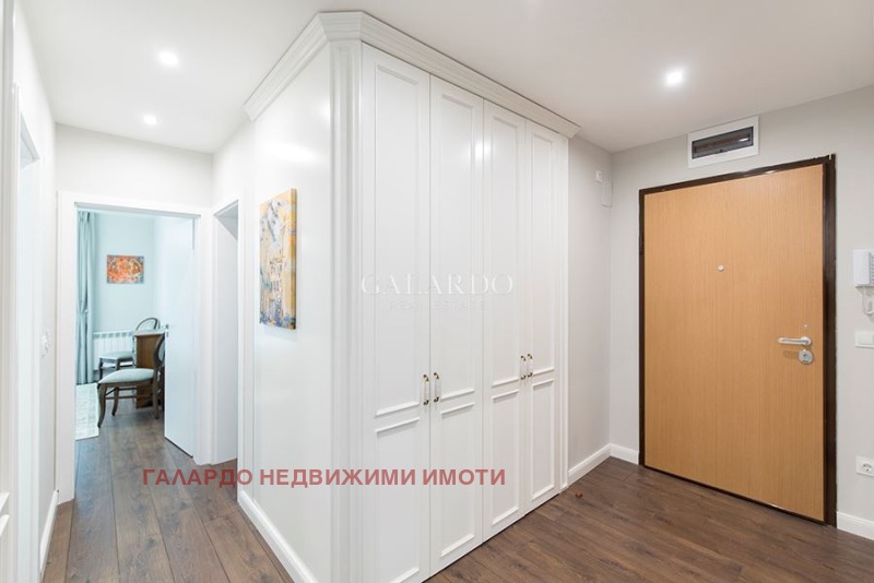 Kiadó  2 hálószobás Sofia , Izgrev , 120 négyzetméter | 17837814 - kép [13]