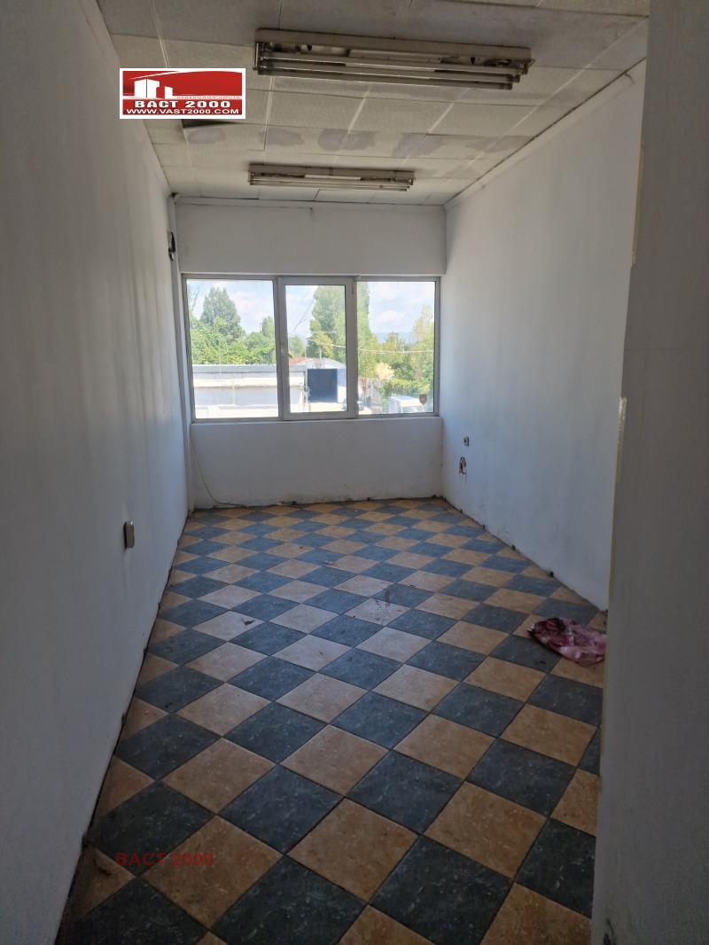 Издаје се  Складиште Софија , НПЗ Искар , 1370 м2 | 57180533 - слика [5]