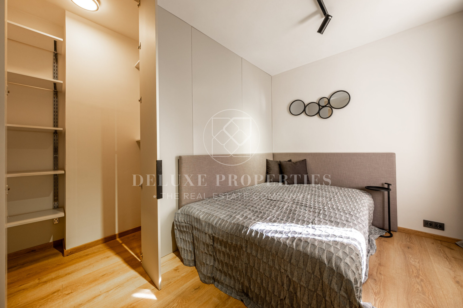 Дава под наем 3-СТАЕН, гр. София, Лозенец, снимка 10 - Апартаменти - 53943888