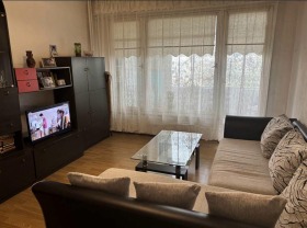 Zu vermieten Studio