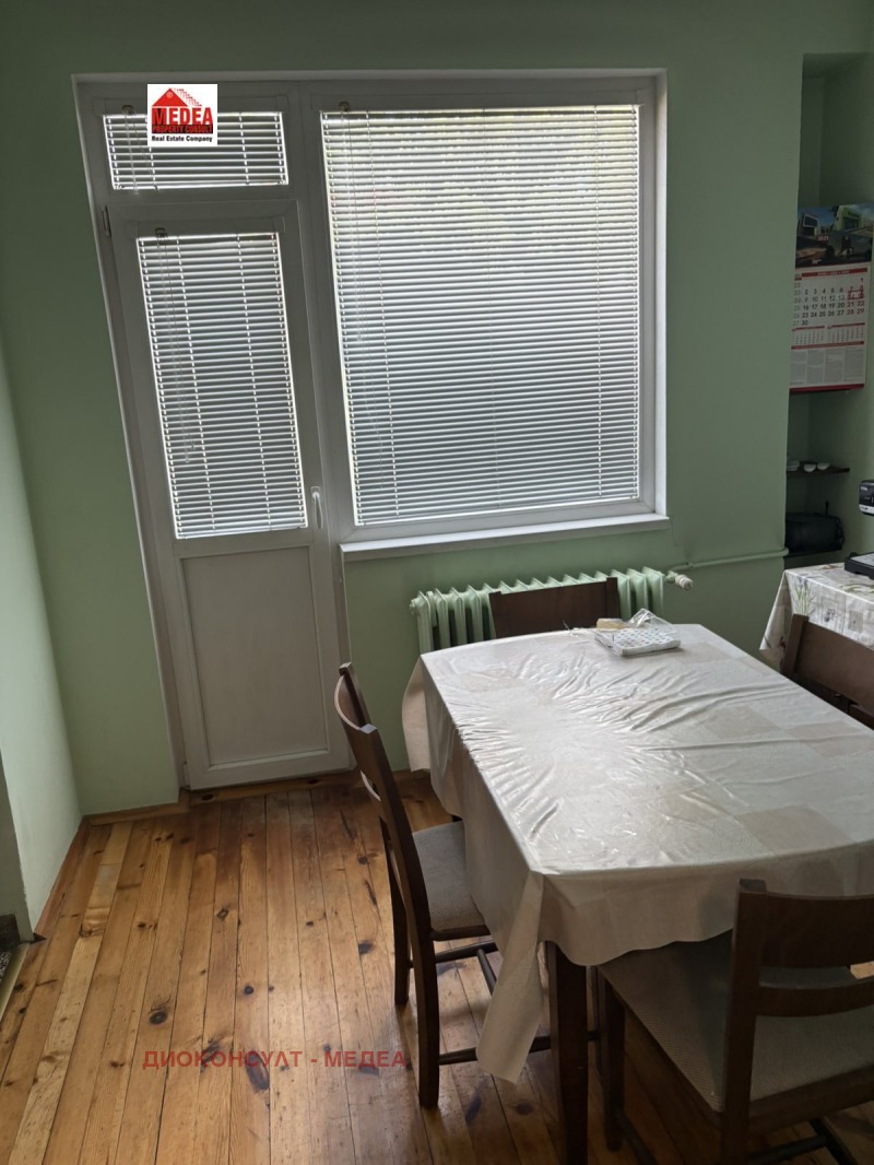 K pronájmu  1 ložnice Sofia , Doktorski pametnik , 85 m2 | 98551623 - obraz [8]
