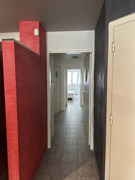 Дава под наем 3-СТАЕН, гр. Бургас, Център, снимка 6 - Апартаменти - 53515738