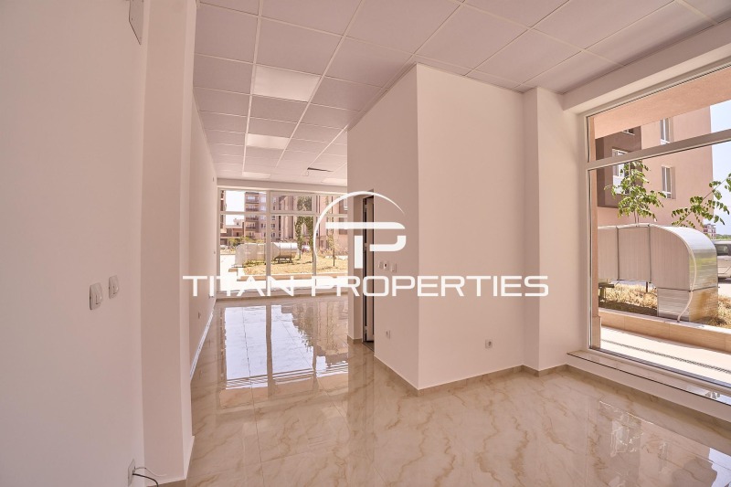 Дава под наем МАГАЗИН, гр. Пловдив, Христо Смирненски, снимка 5 - Магазини - 52801178