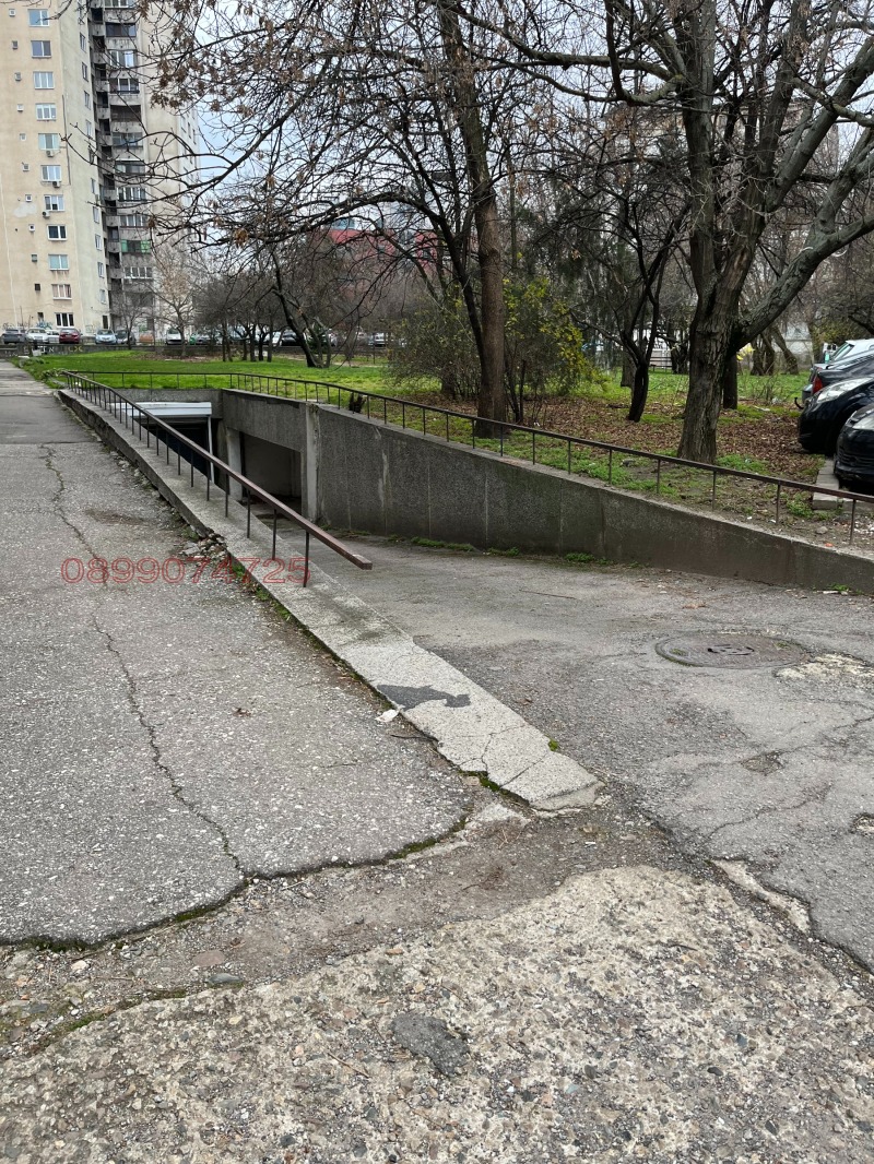 Дава под наем ГАРАЖ, ПАРКОМЯСТО, гр. София, Гео Милев