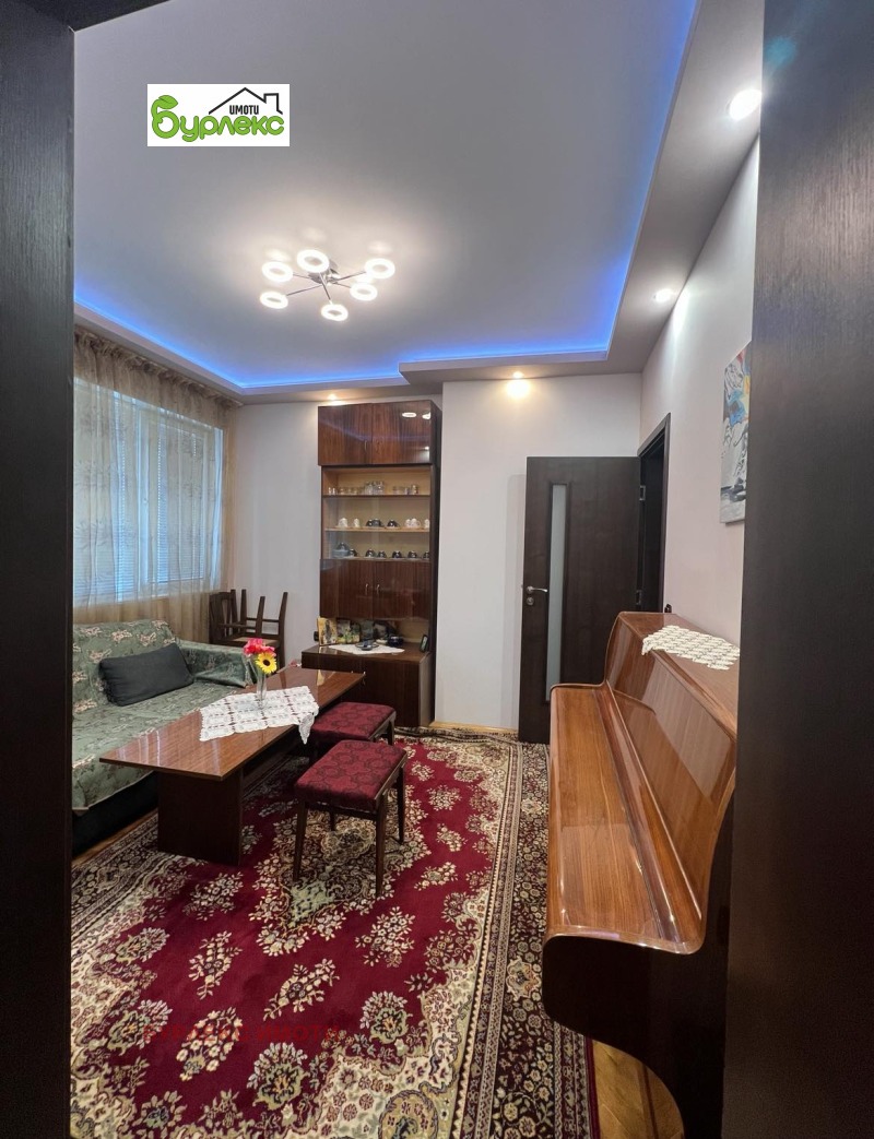 Дава под наем  3-стаен град Варна , Лятно кино Тракия , 92 кв.м | 93256843 - изображение [8]