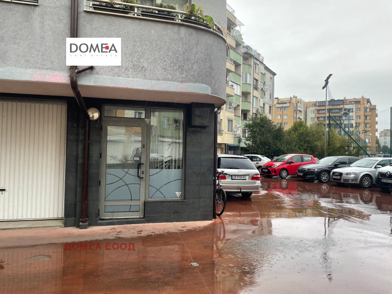 För uthyrning  affär Sofia , Svoboda , 20 kvm | 86817667 - bild [3]