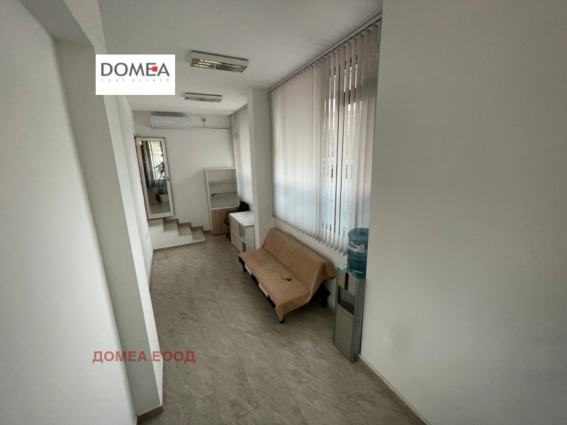 För uthyrning  affär Sofia , Svoboda , 20 kvm | 86817667 - bild [2]