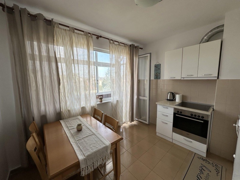 K pronájmu  1 ložnice Burgas , Centar , 69 m2 | 55996475