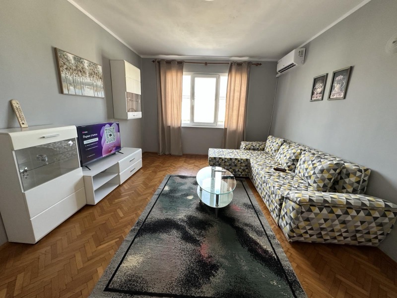 K pronájmu  1 ložnice Burgas , Centar , 69 m2 | 55996475 - obraz [3]