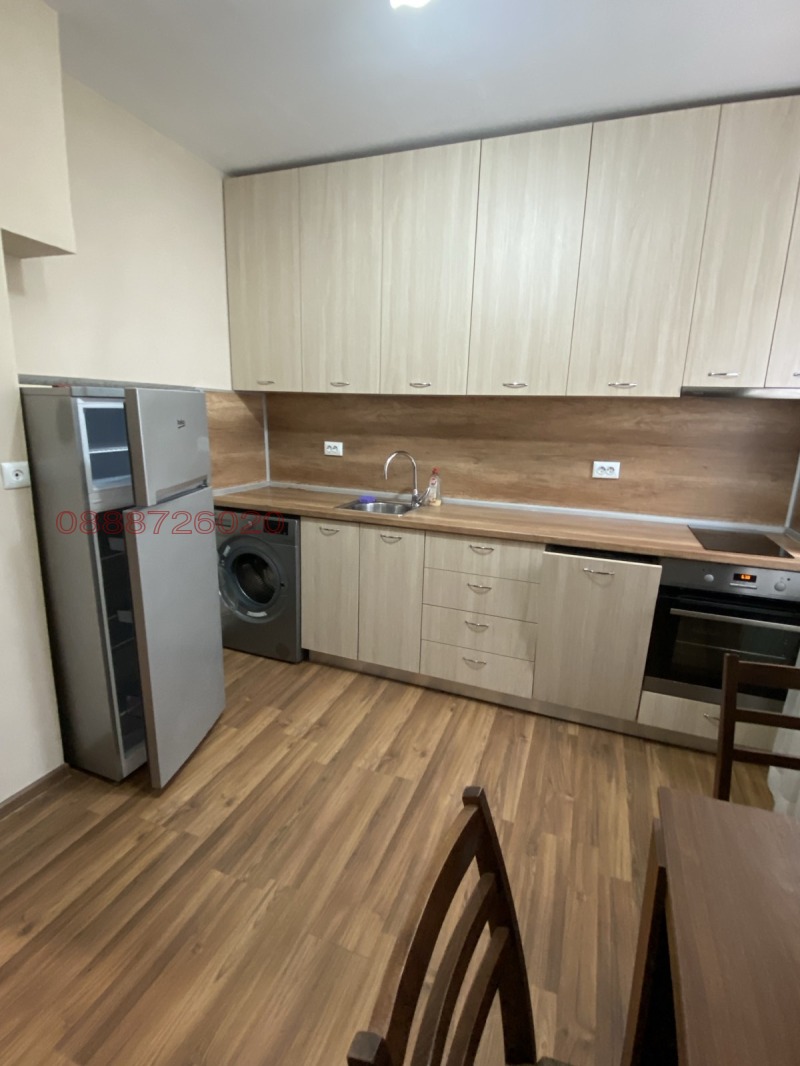 Дава под Наем ЕТАЖ ОТ КЪЩА в град Кюстендил, Център - 64 кв.м / 250 € » 488.96 лв.
