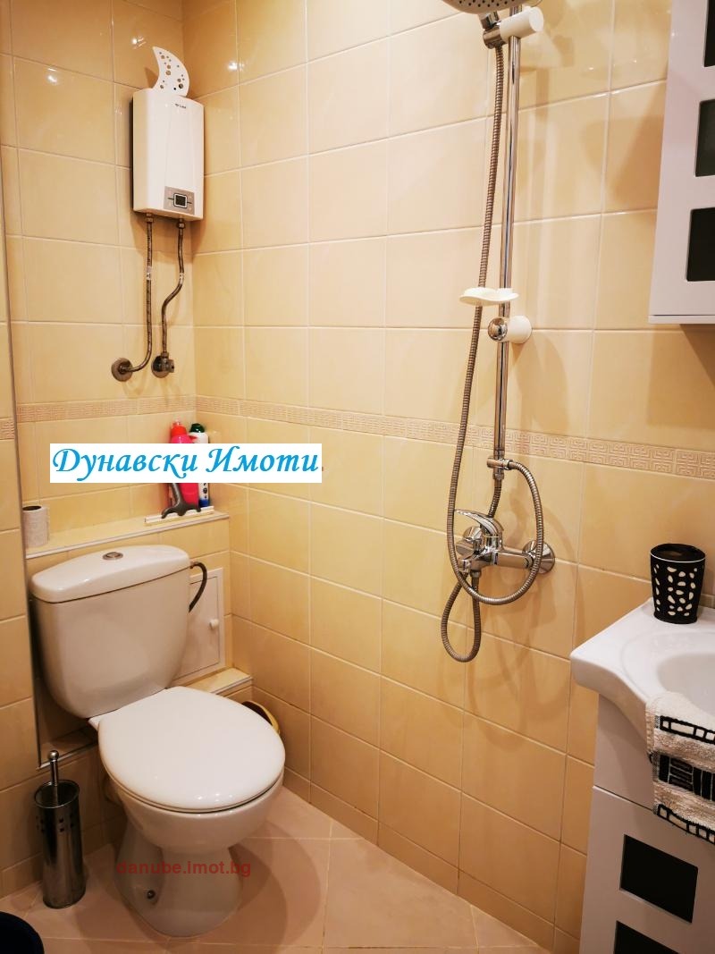 För uthyrning  1 sovrum Ruse , Centar , 62 kvm | 98678369 - bild [15]