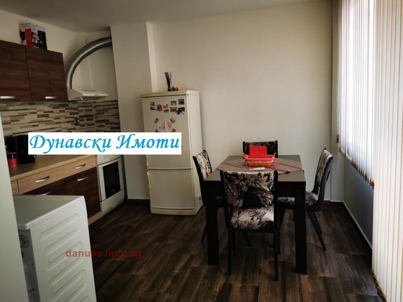 För uthyrning  1 sovrum Ruse , Centar , 62 kvm | 98678369 - bild [13]