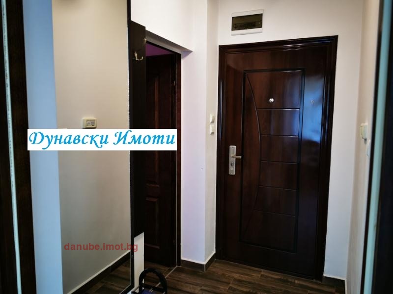 För uthyrning  1 sovrum Ruse , Centar , 62 kvm | 98678369 - bild [2]