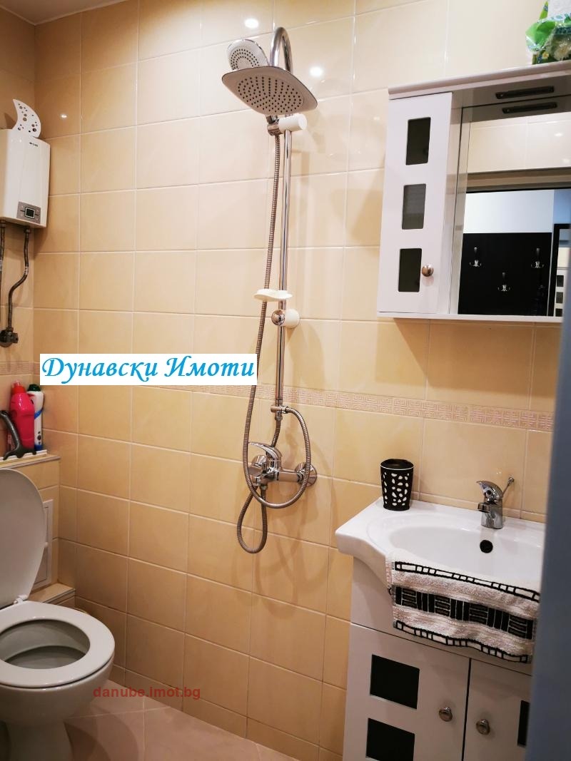 För uthyrning  1 sovrum Ruse , Centar , 62 kvm | 98678369 - bild [4]