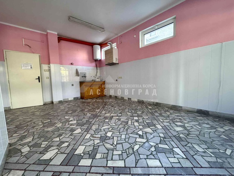 Дава под наем МАГАЗИН, гр. Асеновград, област Пловдив, снимка 2 - Магазини - 52445047