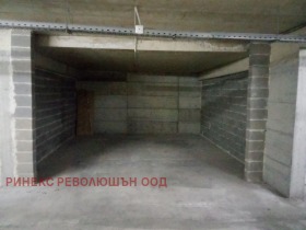 Garage Meden rudnik - zona B, Burgas 1