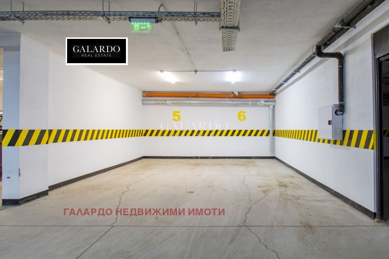 Дава под наем 3-СТАЕН, гр. София, Лозенец, снимка 16 - Апартаменти - 52833457