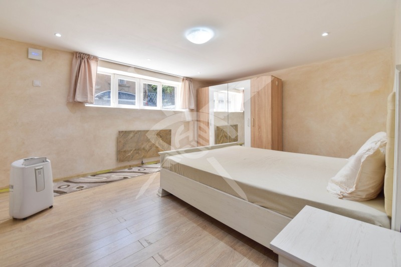 A louer  3+ chambres Sofia , Tsentar , 120 m² | 10876867 - image [5]