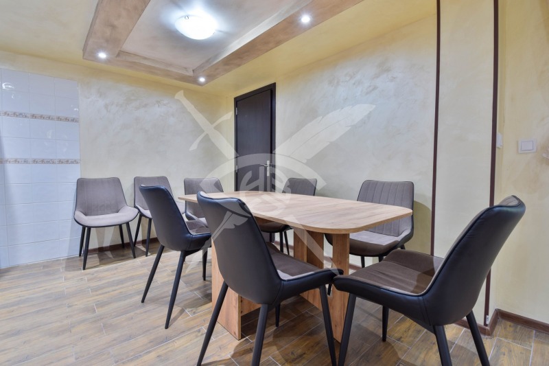 A louer  3+ chambres Sofia , Tsentar , 120 m² | 10876867 - image [10]