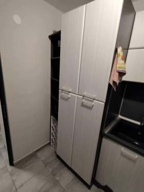 1 makuuhuone Gorna banja, Sofia 8