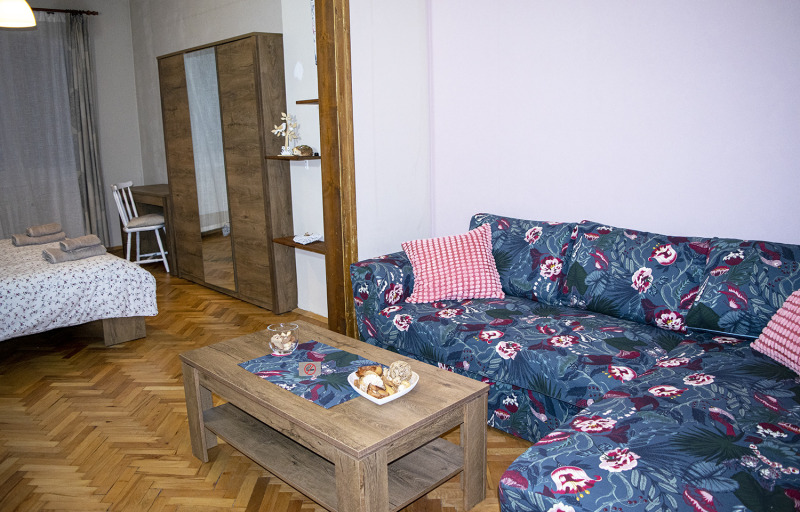 Te huur  Studio Sofia , Tsentar , 50 m² | 38508888 - afbeelding [4]