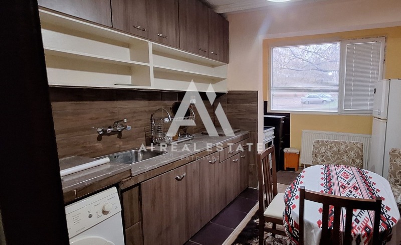 Дава под наем 2-СТАЕН, гр. Плевен, Мара Денчева, снимка 8 - Апартаменти - 52751111