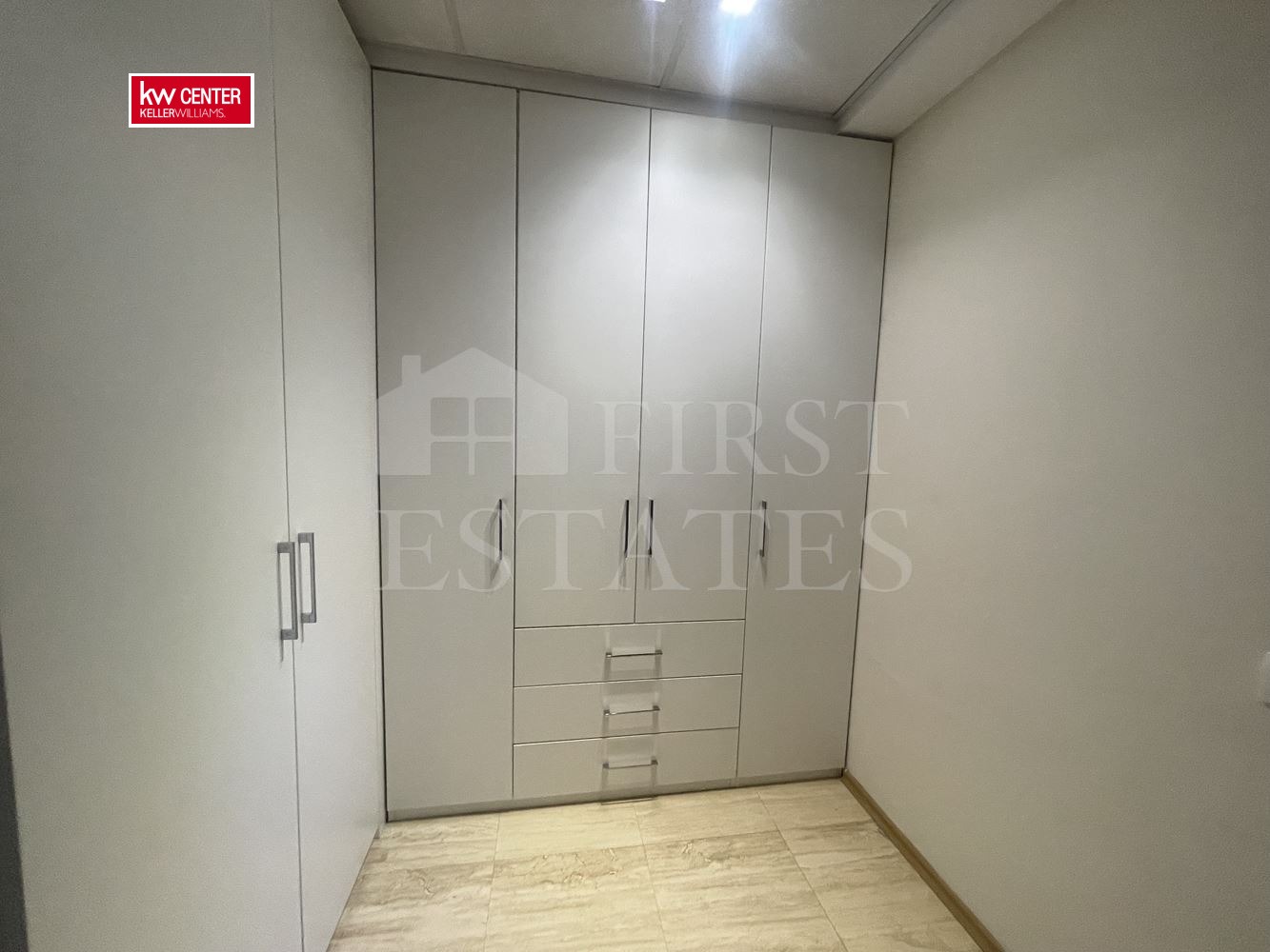 Дава под наем 4-СТАЕН, гр. София, Лозенец, снимка 7 - Апартаменти - 51432785