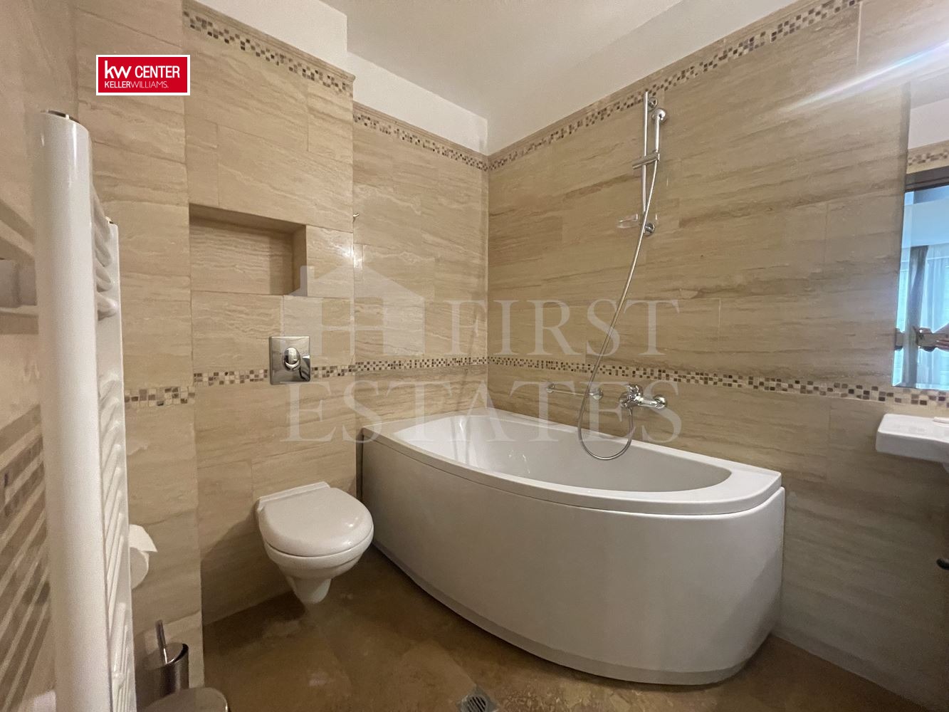 Дава под наем 4-СТАЕН, гр. София, Лозенец, снимка 8 - Апартаменти - 51432785