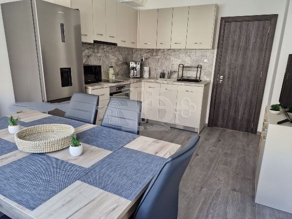 Kiadó  2 hálószobás Varna , Kolhozen pazar , 60 négyzetméter | 37450928