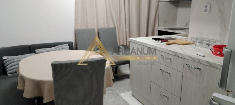 Дава под наем ЕТАЖ ОТ КЪЩА, гр. Варна, Изгрев, снимка 3 - Етаж от къща - 53463368