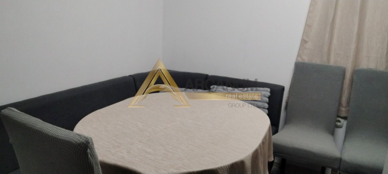 Дава под наем ЕТАЖ ОТ КЪЩА, гр. Варна, Изгрев, снимка 7 - Етаж от къща - 53463368