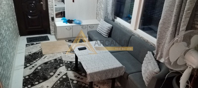 Дава под наем ЕТАЖ ОТ КЪЩА, гр. Варна, Изгрев, снимка 2 - Етаж от къща - 53463368