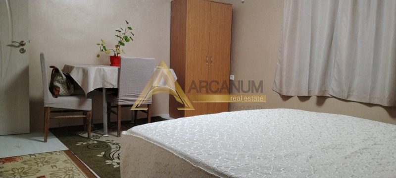 Дава под наем ЕТАЖ ОТ КЪЩА, гр. Варна, Изгрев, снимка 9 - Етаж от къща - 53463368